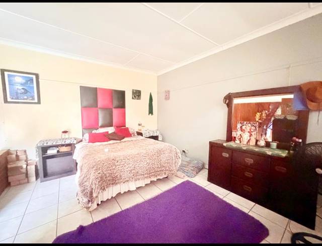 3 BEDROOM HOUSE FOR SALE IN VANDERBIJLPARK CE 2